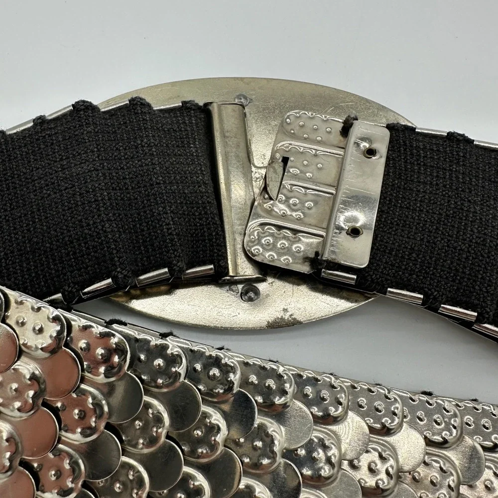 The Unbranded Brand women silver